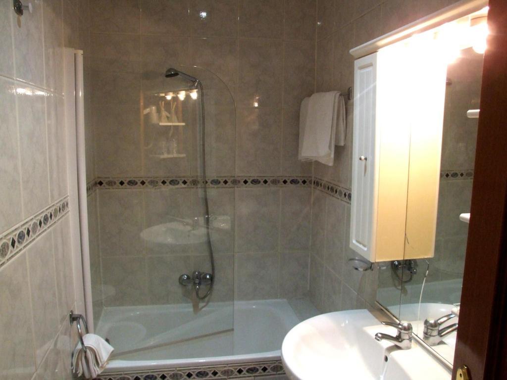 Hostal Santa Marta Aranjuez Room photo