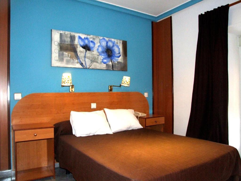 Hostal Santa Marta Aranjuez Room photo